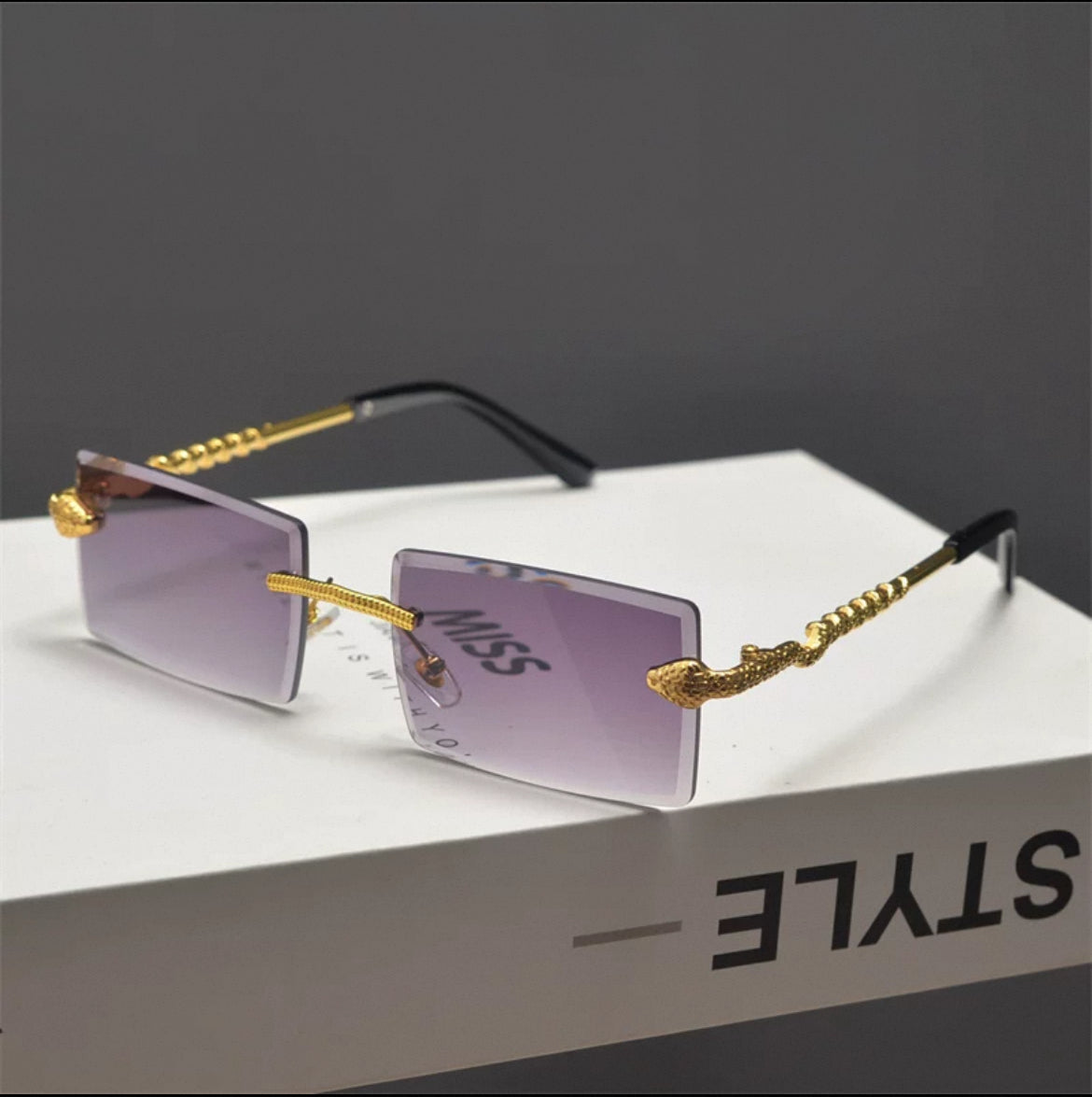 Empire Frames